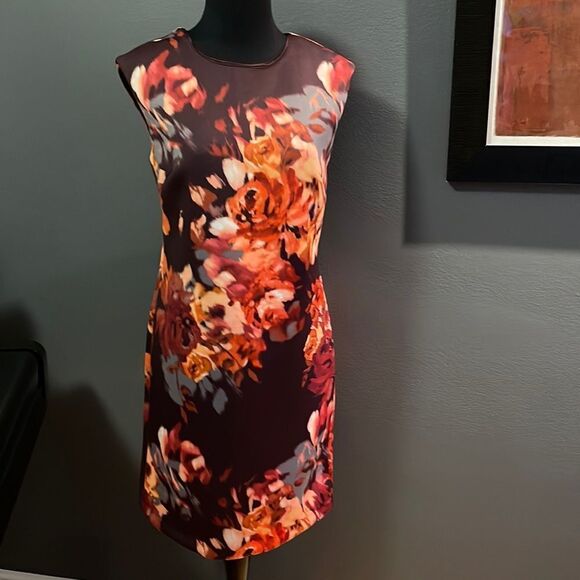 Cynthia Rowley scuba fabric watercolor floral shift midi. Size 4. - Picture 1 of 5